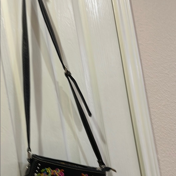 Montana West Black Crossbody Bag with Embroidered Patterns - Picture 4 of 5